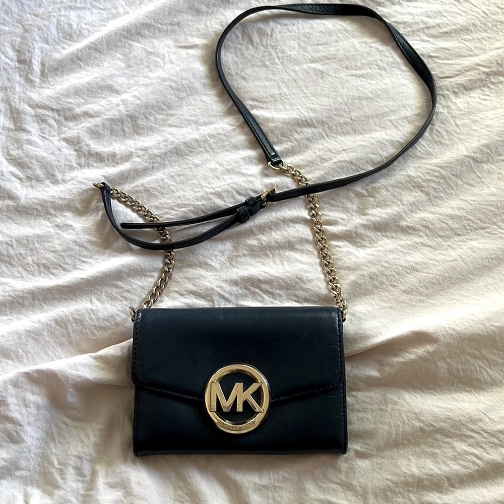 Michael Kors Crossbody/Clutch
